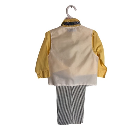 NWT IZOD Toddler 4 Piece Striped Seersucker Suit - Picture 6 of 15